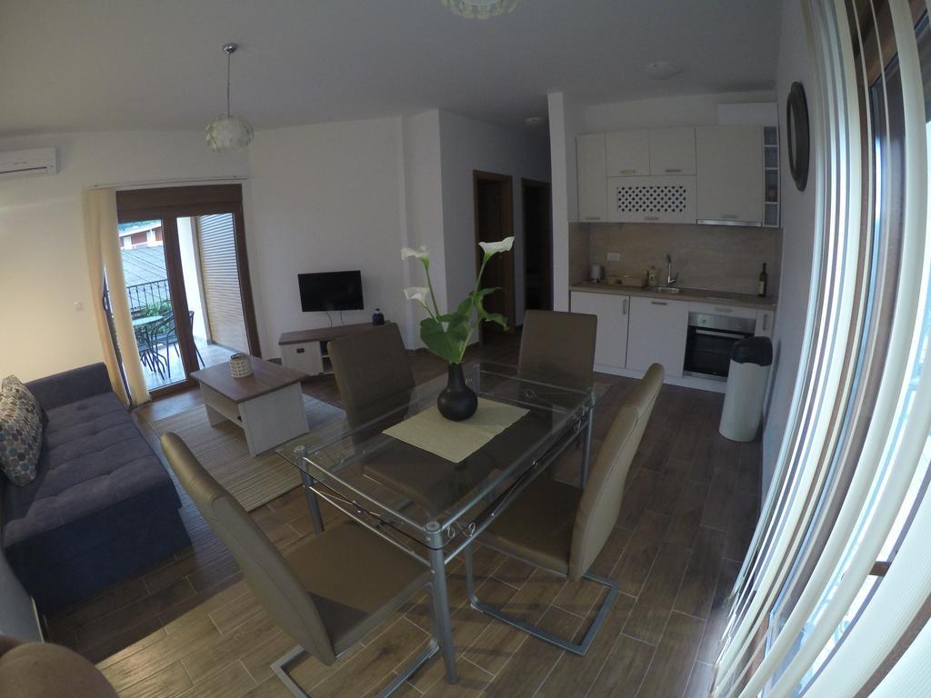 Apartments Porat Tivat Ngoại thất bức ảnh