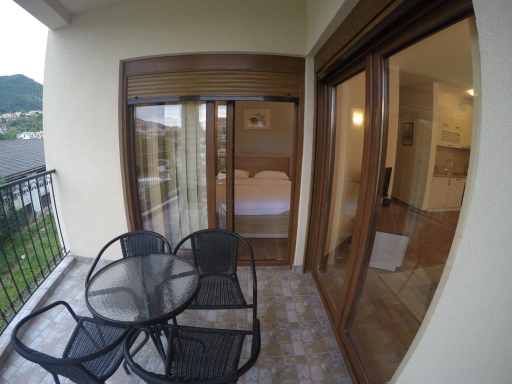 Apartments Porat Tivat Ngoại thất bức ảnh