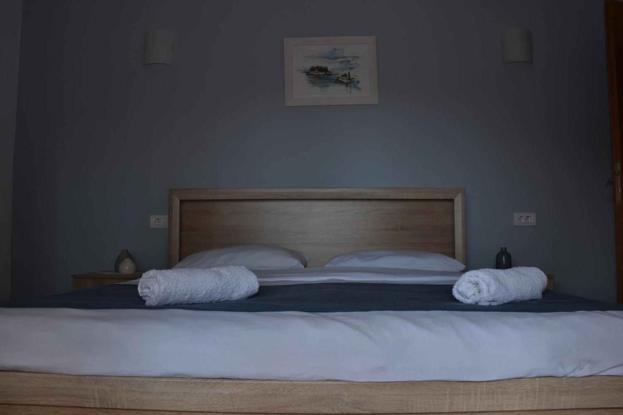 Apartments Porat Tivat Ngoại thất bức ảnh