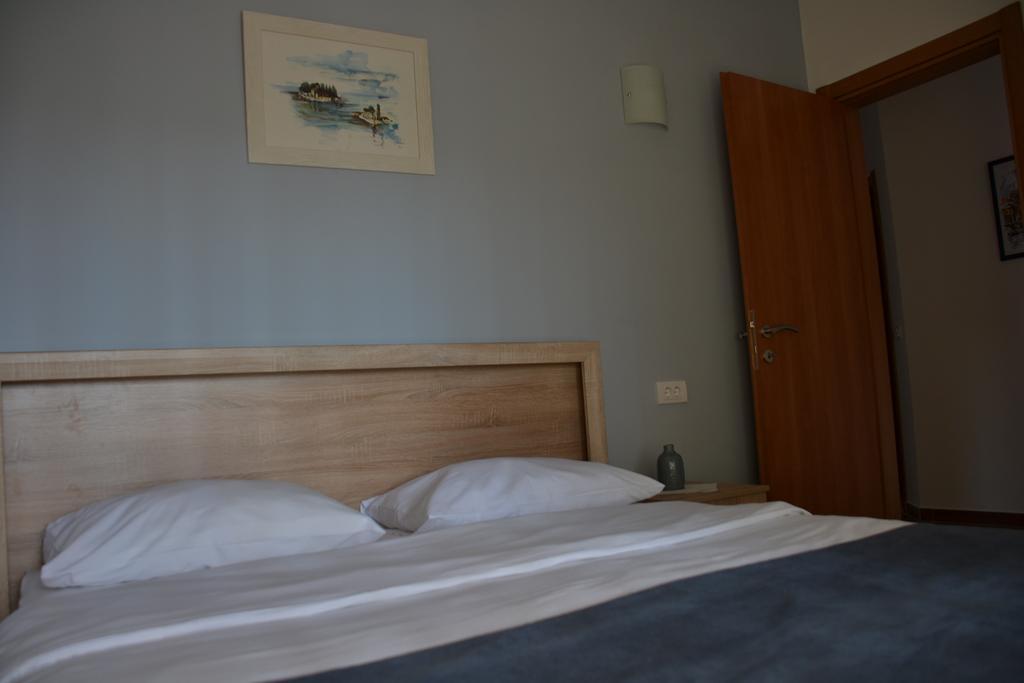 Apartments Porat Tivat Ngoại thất bức ảnh