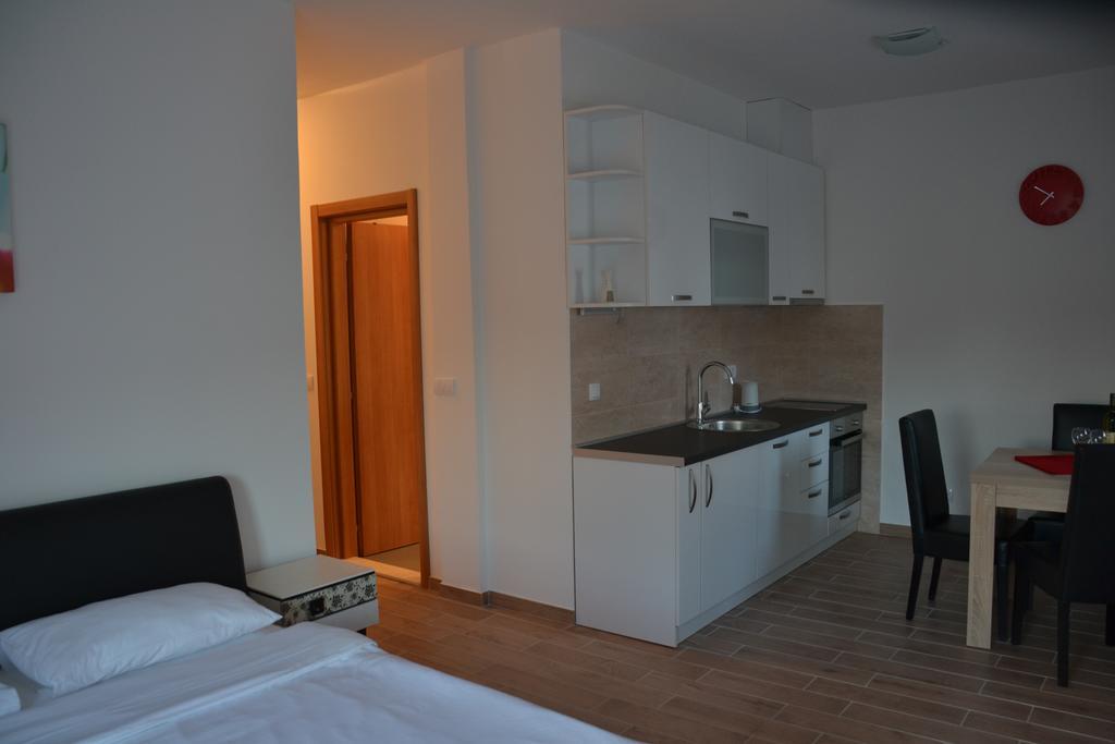 Apartments Porat Tivat Ngoại thất bức ảnh