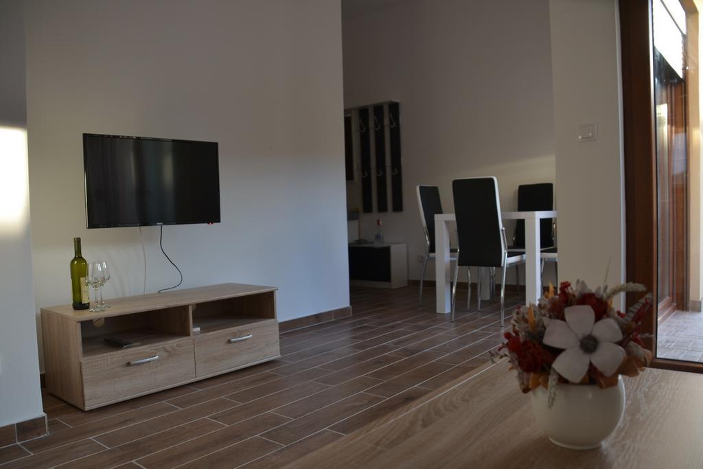 Apartments Porat Tivat Ngoại thất bức ảnh
